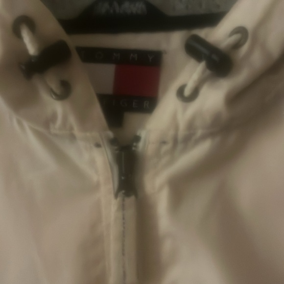 NWOT! Gorgeous Tommy Hilfiger 1/2 Zip Jacket. Cream w/ logo on breast and back. - Picture 3 of 15